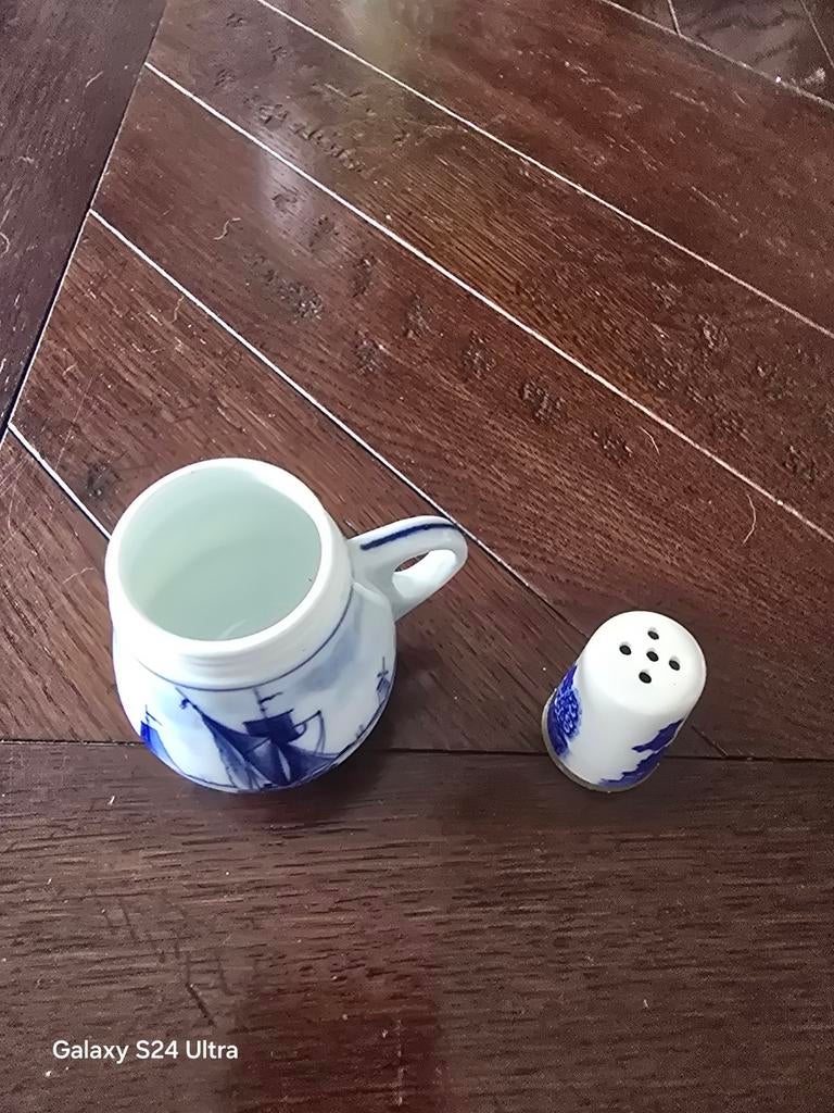 Pot à lait et à sel ancien, Enlèvement