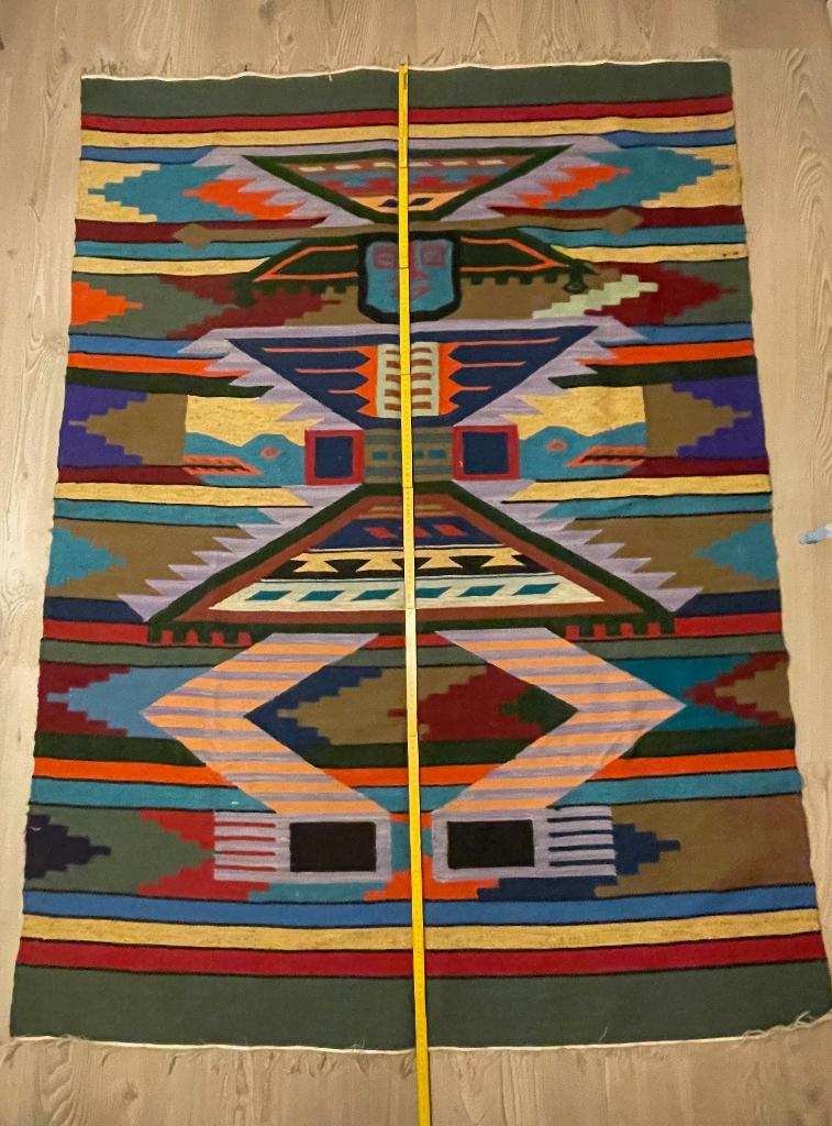 Tapis mexicain (mural), Enlèvement, Comme neuf