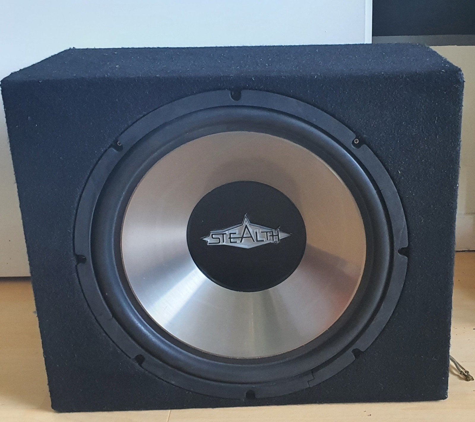 Stealth subwoofer + kist, Ophalen