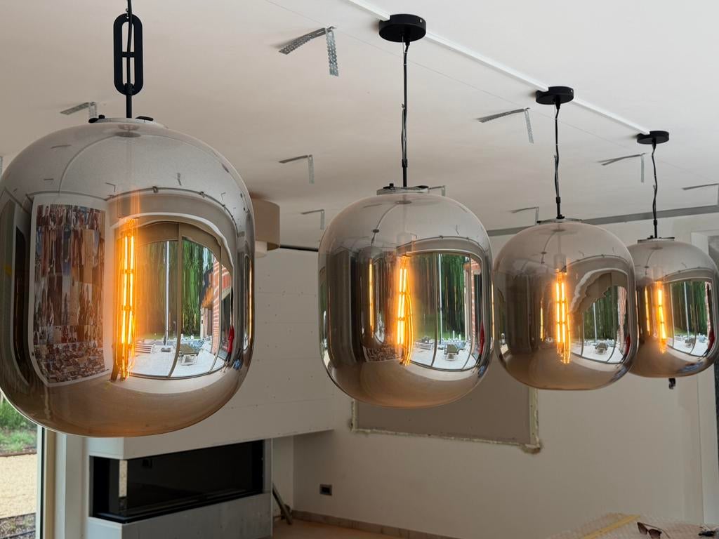 Grote glazen industriele hanglampen per 2 (4 beschikbaar), Ophalen, Zo goed als nieuw
