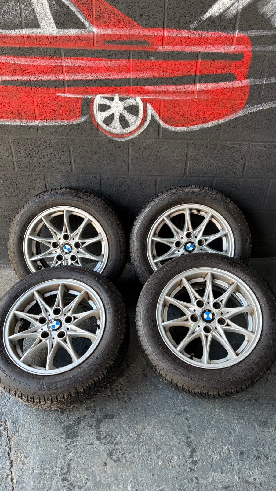 Jantes 16 pouces Bmw 5x120, pneus neufs, Autos : Pièces & Accessoires, Pneus & Jantes, Pneus hiver, 16 pouces, Pneu(s), Enlèvement
