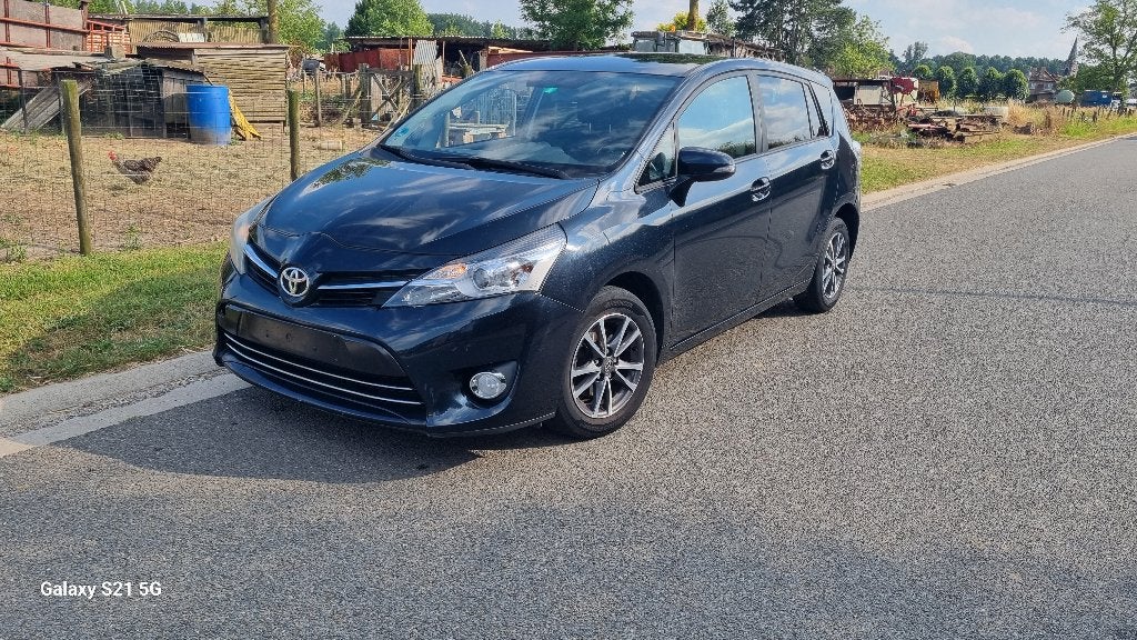 Toyota Corolla Verso  bj.2013   2.0diesel  7personen  full, Autos, Euro 5, 7 places, Boîte manuelle, Corolla