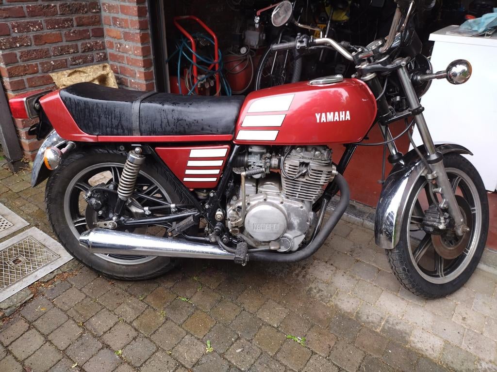Yamaha XS250, Motoren, 250 cc, 2 cilinders, 12 t/m 35 kW