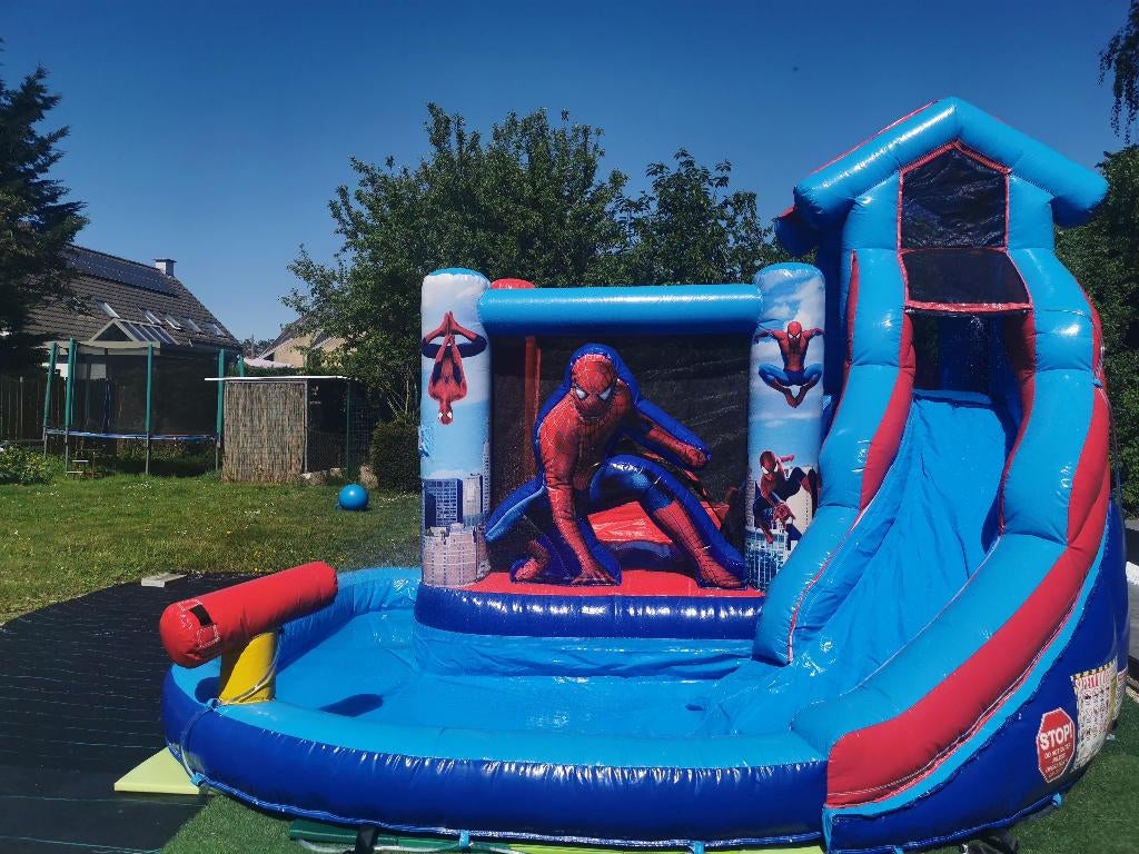Château gonflable « Spiderman Castle Water » à vendre, Enlèvement, Comme neuf, Article de fête