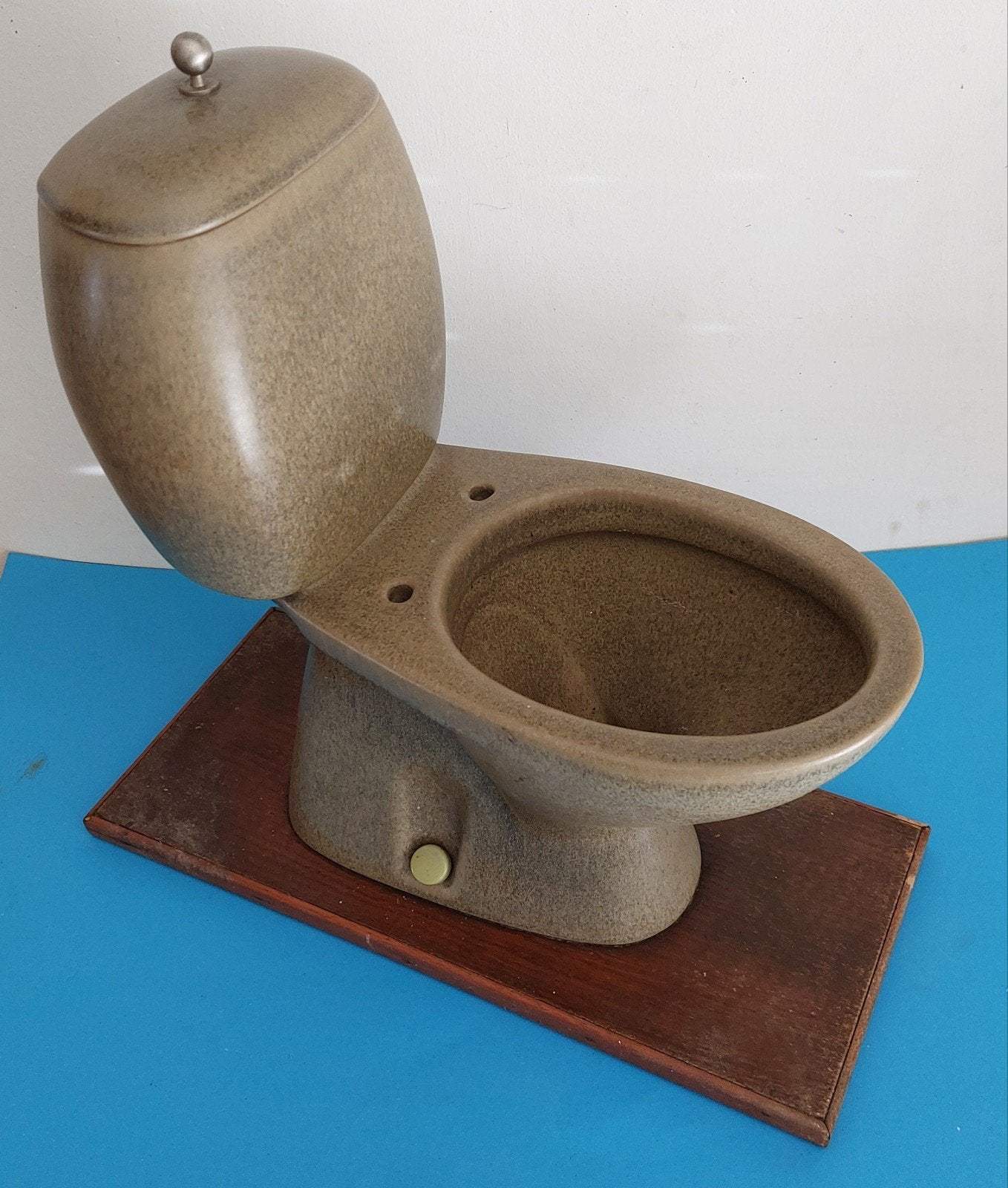 Model keramisch toilet voor commercieel gebruik 1970, Ophalen of Verzenden