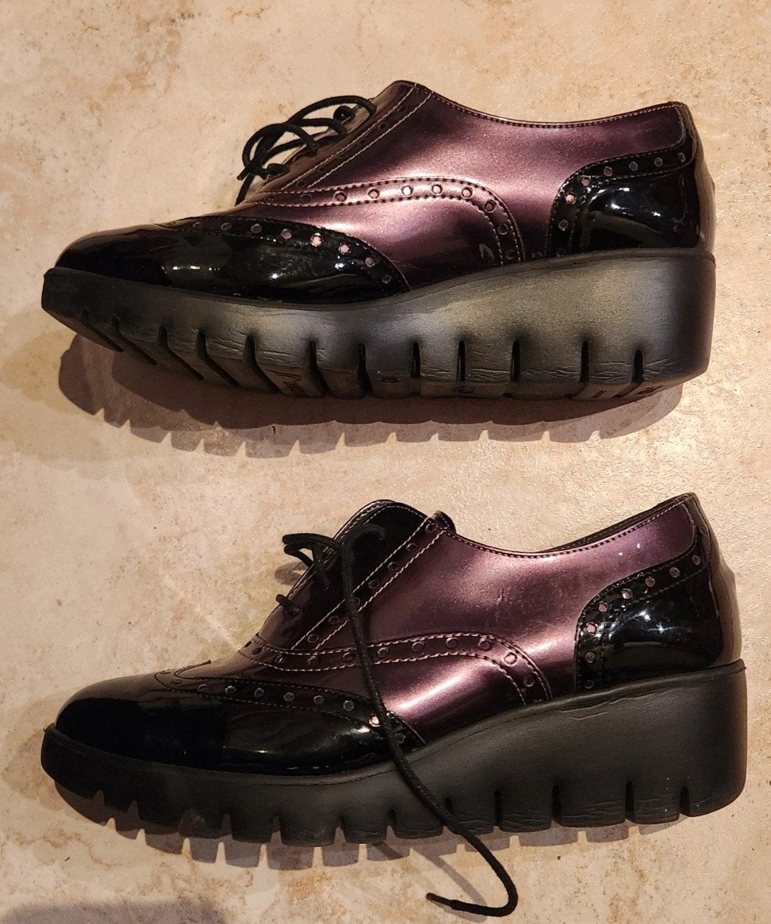 Chaussures à lacets classiques en cuir verni Cypress 36, Vêtements | Femmes, Enlèvement ou Envoi, Autres couleurs, Cypres, Comme neuf