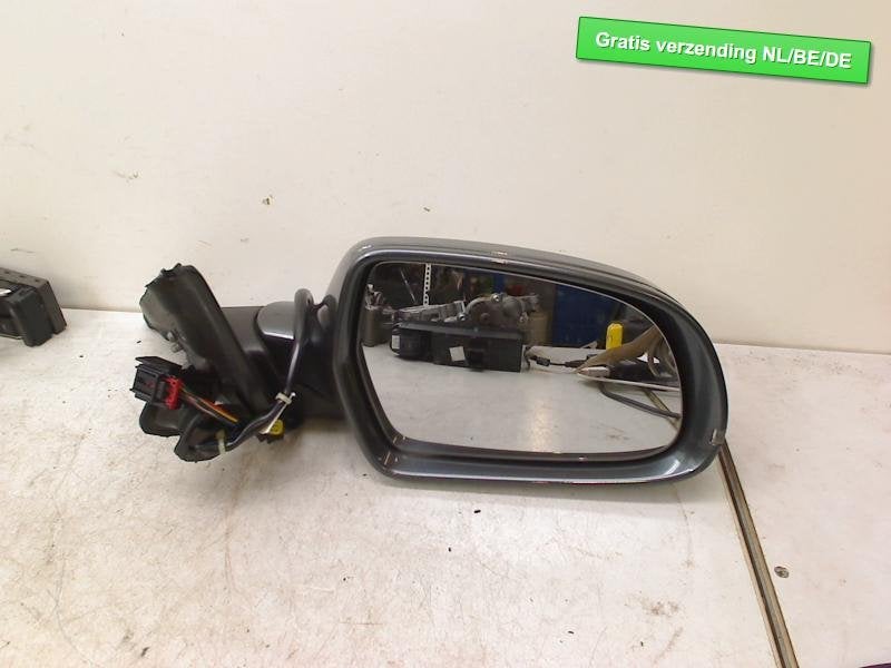 RETROVISEUR EXTERIEUR DROIT Audi A4 Avant (B8), Auto-Union-Straße  1,
85057  Ingolstadt, DE, Info@audi.de, Audi, Utilisé