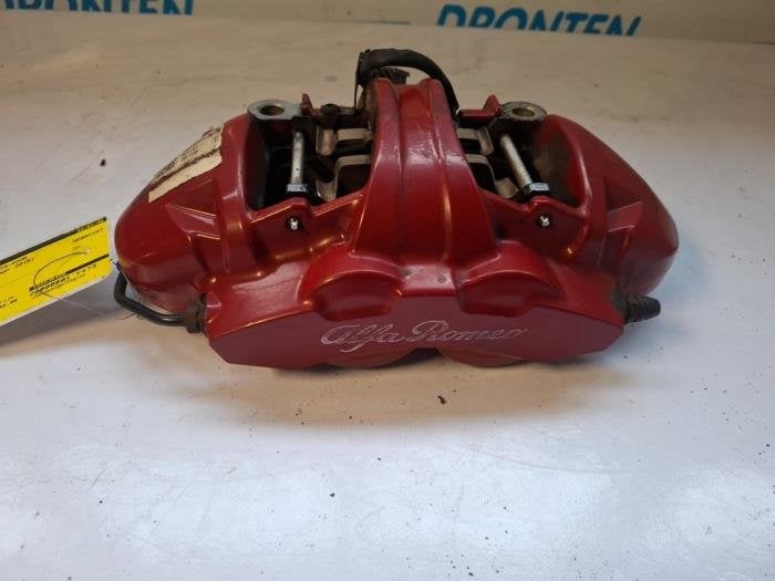 Etrier de frein (pince) avant droit d'un Alfa Romeo Stelvio, -, 3 mois de garantie, Utilisé, Alfa Romeo