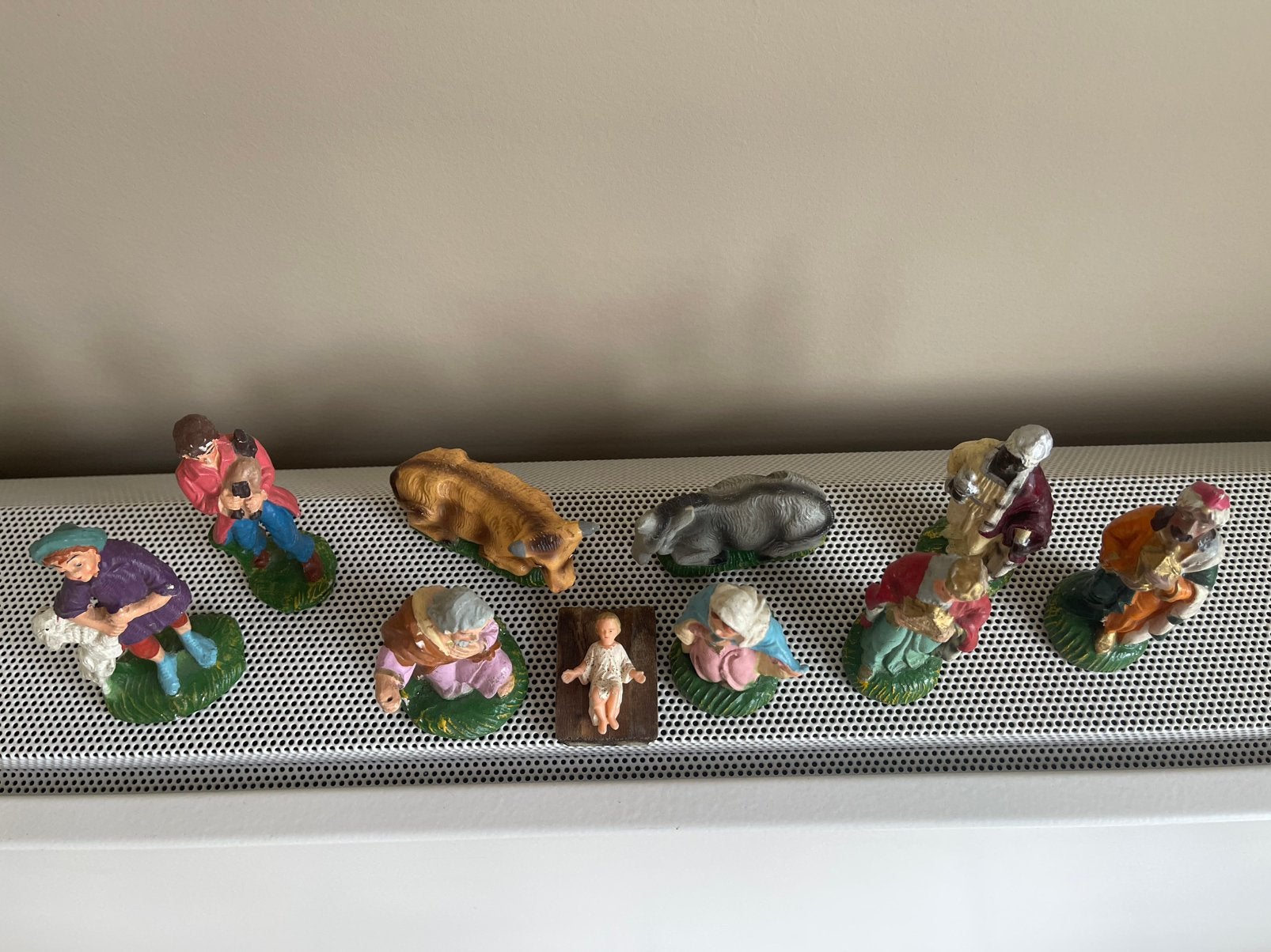 Kerstalbeeldjes middelgroot samen slechts 12€ !, Ophalen of Verzenden, Zo goed als nieuw