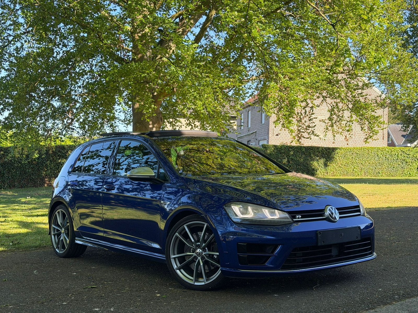 Volkswagen golf7 R gekeurd voor verkoop!, Auto's, Volkswagen, Automaat, Zwart, Overige kleuren, Leder