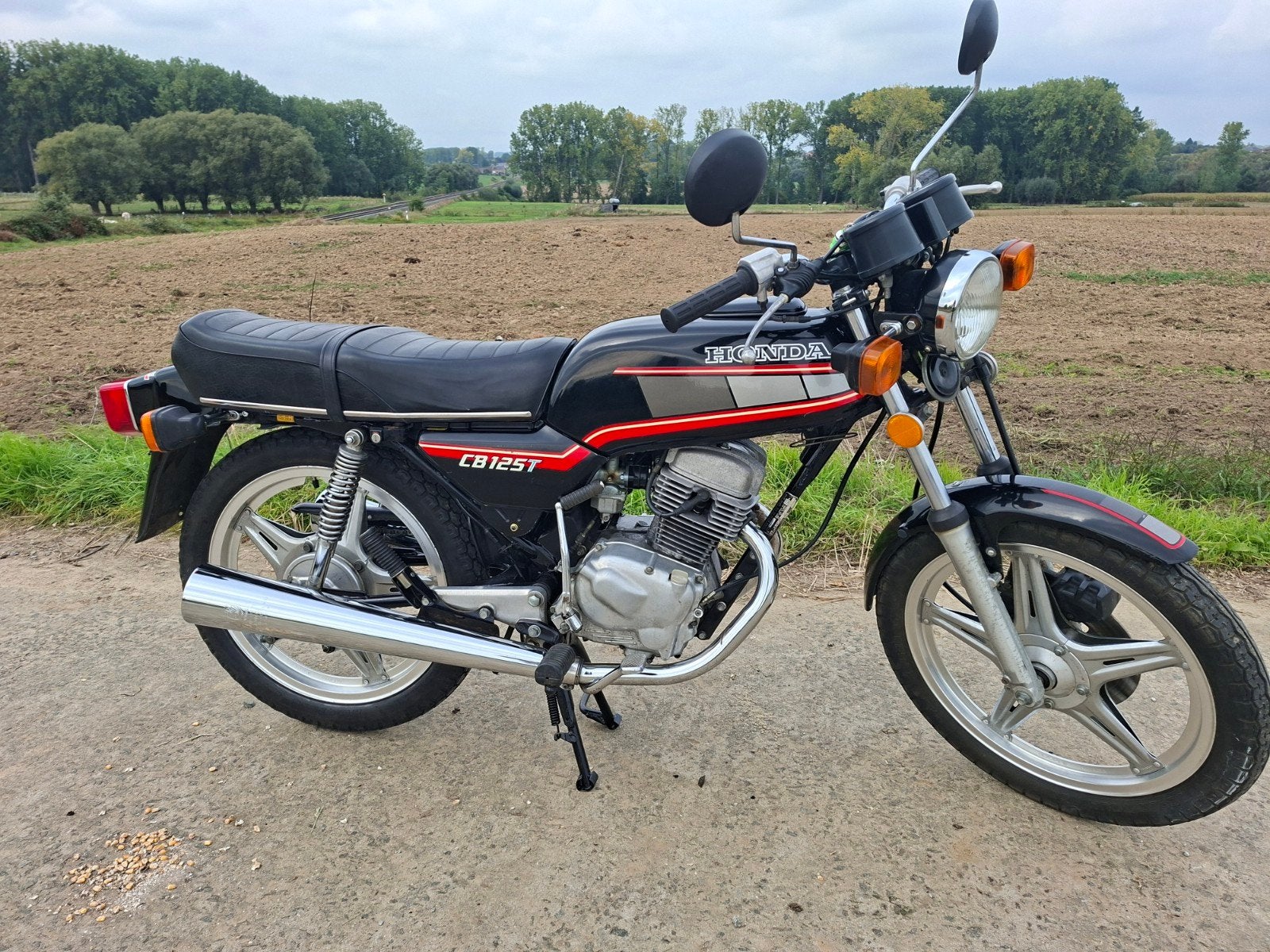 Belle Honda CB125 Twin, Enlèvement