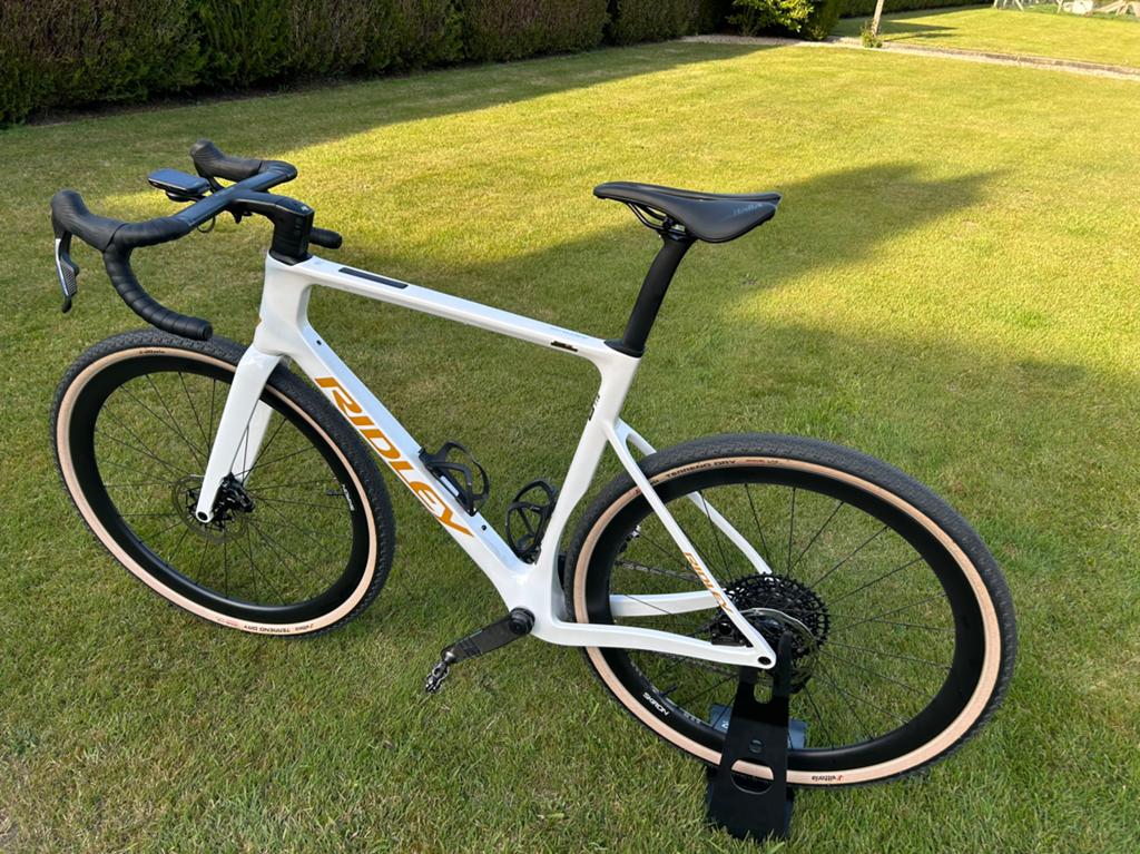 Gravel Ridley, Enlèvement, Comme neuf