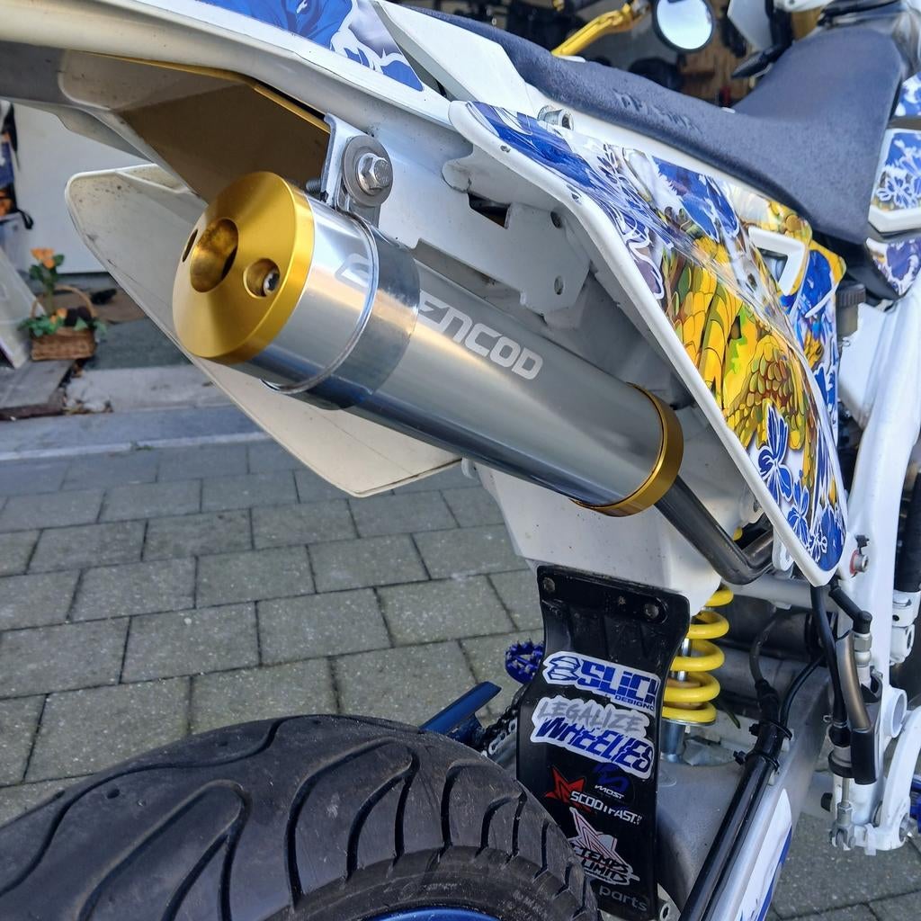 Uitaalt am6 veel power, Fietsen en Brommers, Ophalen