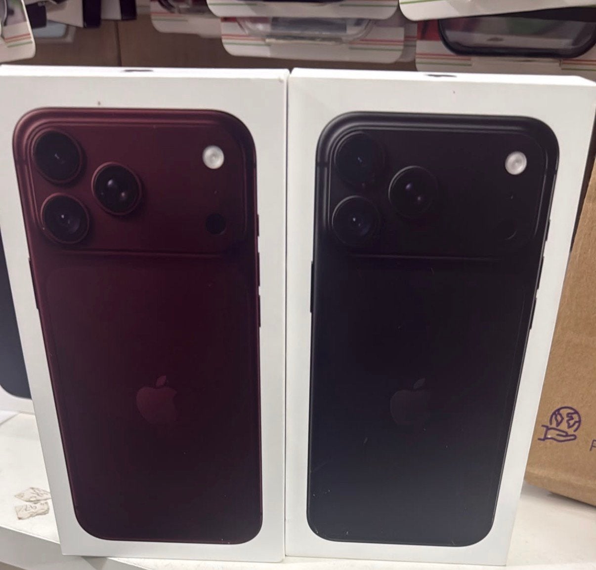 iPhone 18 Pro Max 1000GB — Bordeauxzwart, Ophalen, Nieuw