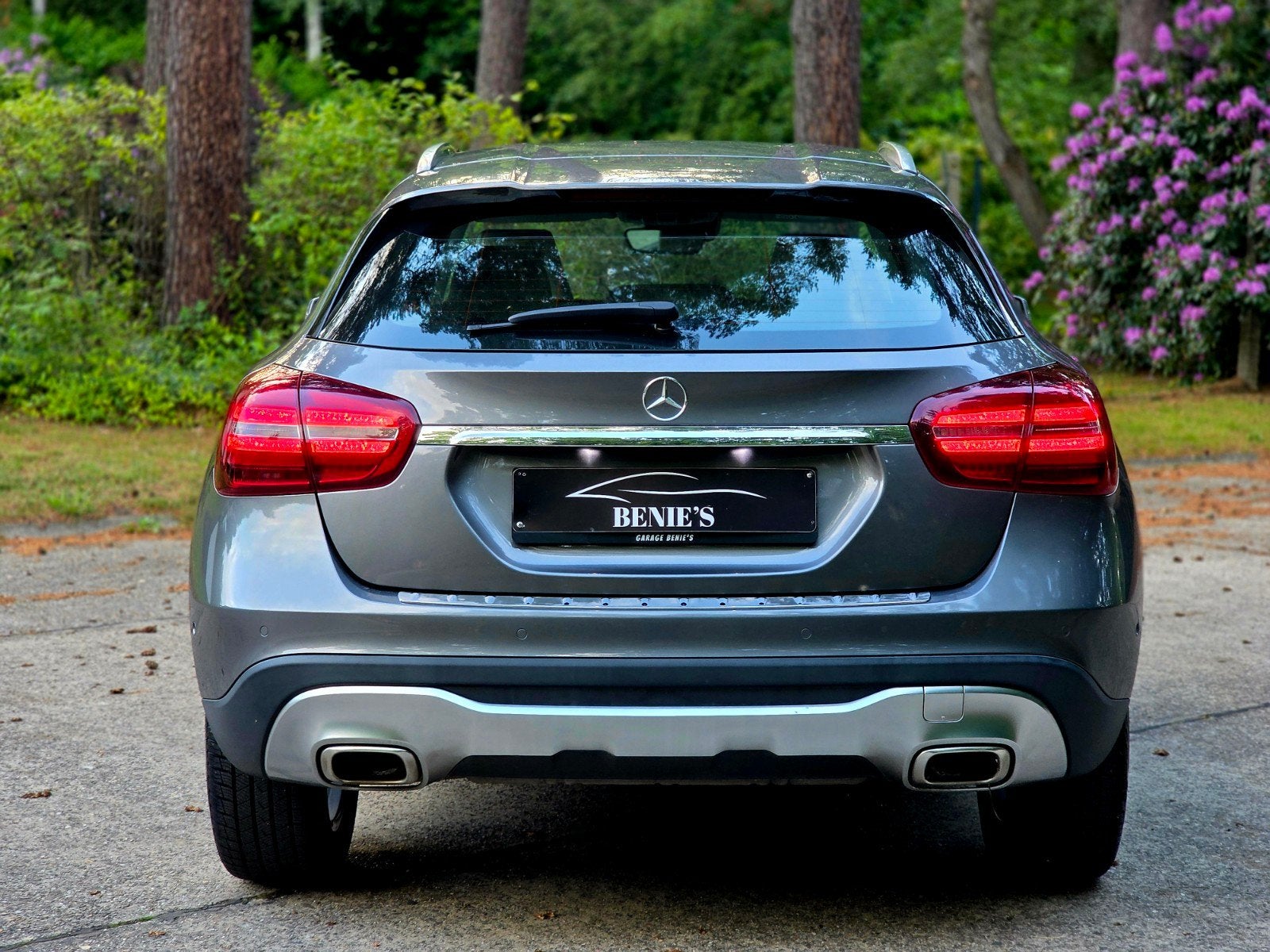 MERCEDES-BENZ GLA 180 - 2019 - AUTOMATIQUE - CAMÉRA - SEATLV, 90 kW, Euro 6, Entreprise, 5 portes
