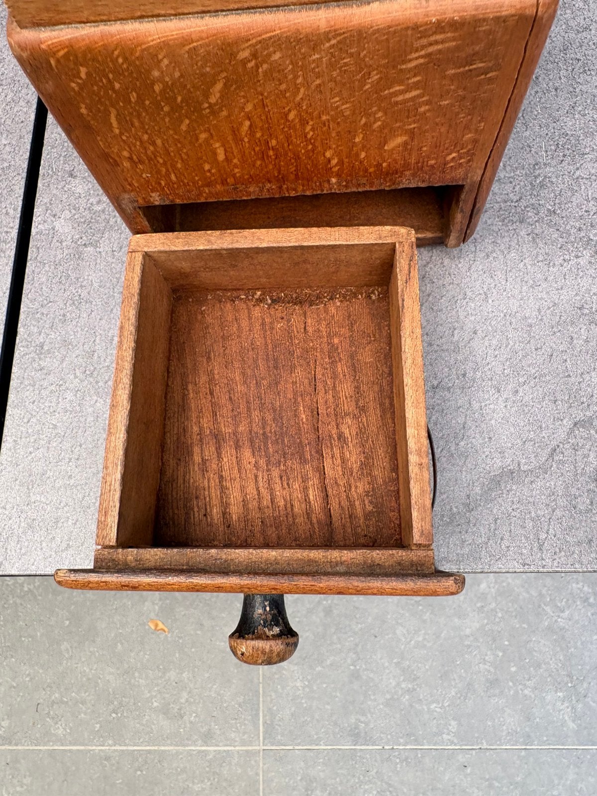 Vieux moulin à café, Enlèvement ou Envoi, Fait main, Carré, Utilisé