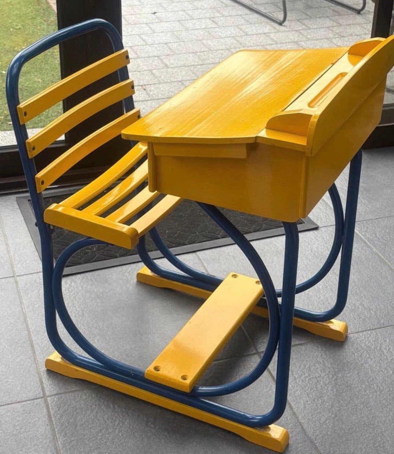 Prachtige vintage schoolbank, Ophalen