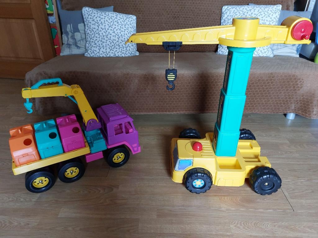 Leuk speelgoed: grote kraan en vrachtwagen met containers, Enfants & Bébés, Enfants & Bébés Autre, Enlèvement