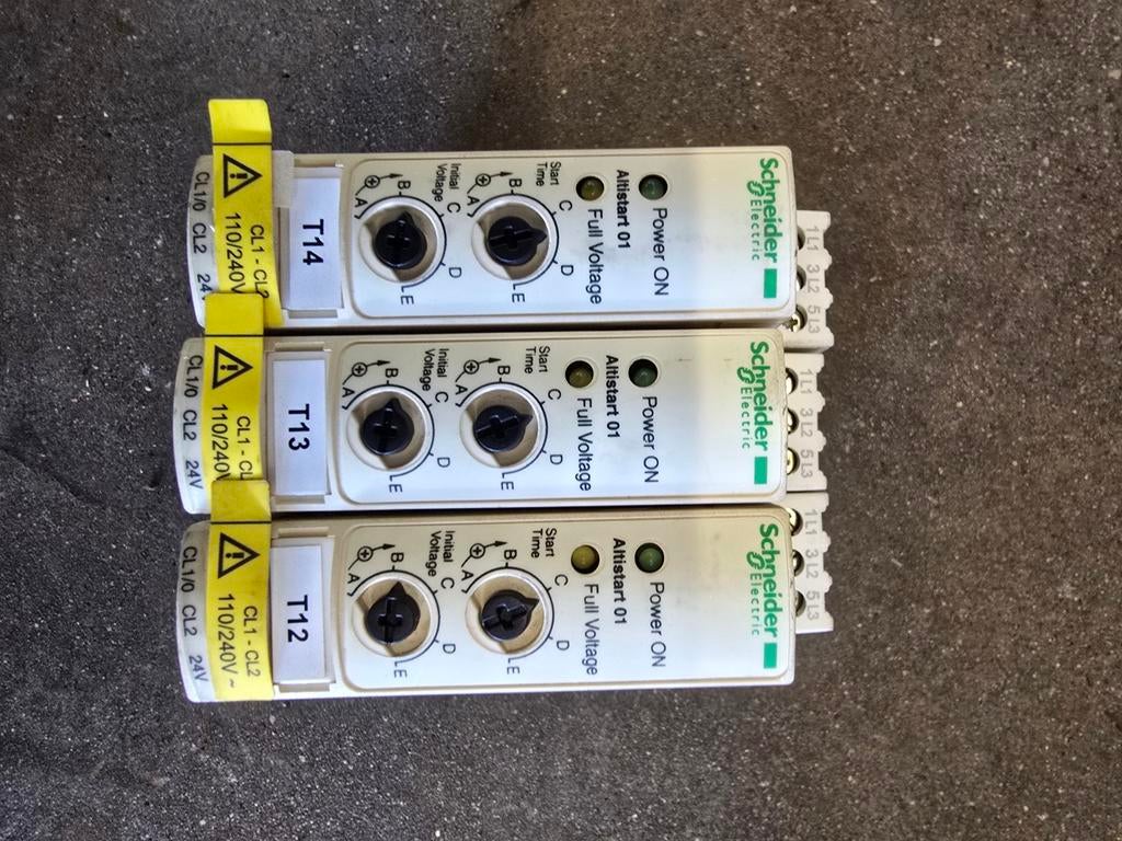 3x Schneider motor softstarter, Muziek en Instrumenten, Ophalen, Gebruikt