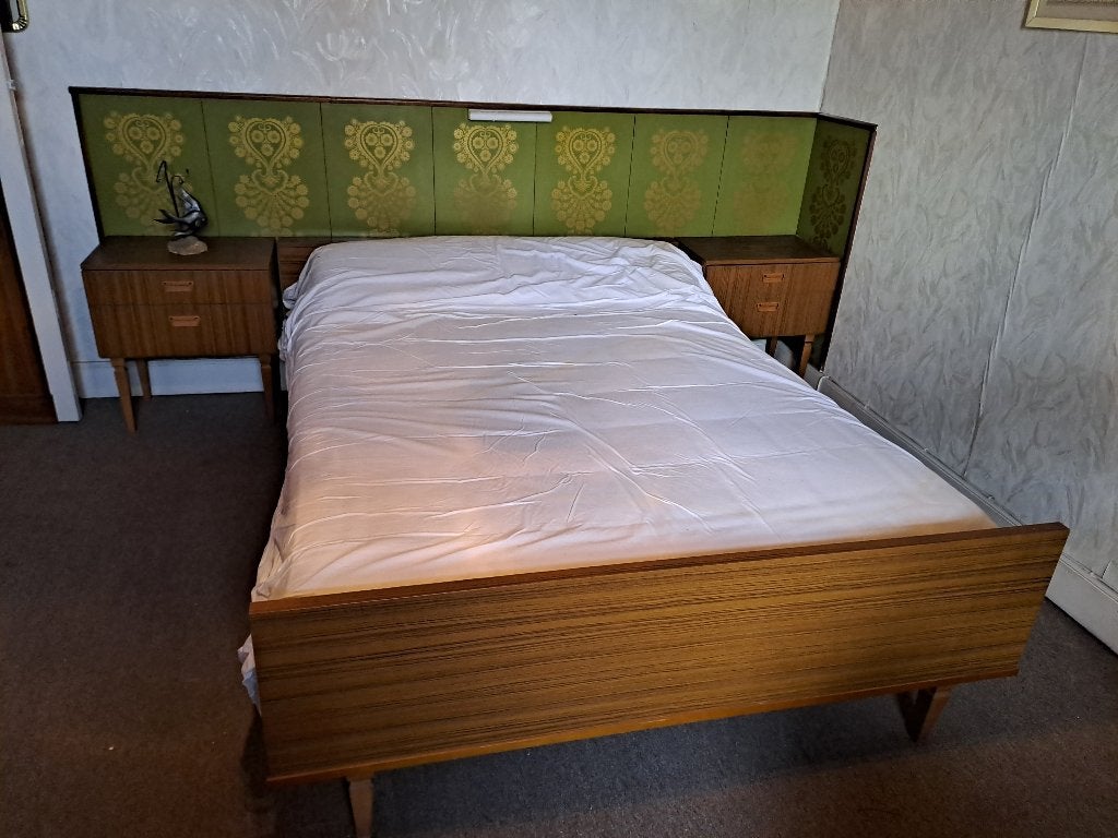 Dubbelbed, Huis en Inrichting, Slaapkamer | Bedden, Ophalen, Bruin, 140 cm
