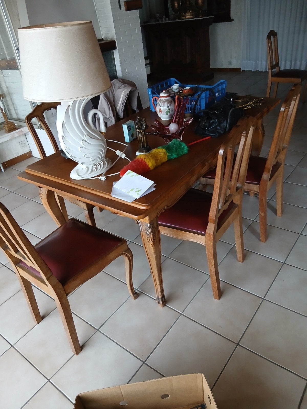 louis Xv tafel (uittrekbaar)en 6 stoelen + kast en commode, Enlèvement
