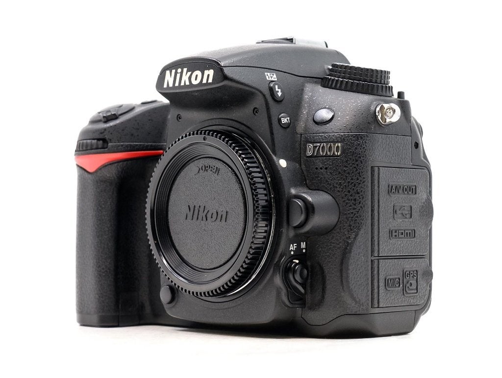 Nikon D7000 Nikon 18-200mm VR ook Nikon D5000 set ,Z50 FTZII, TV, Hi-fi & Vidéo, Enlèvement ou Envoi, Comme neuf, Nikon