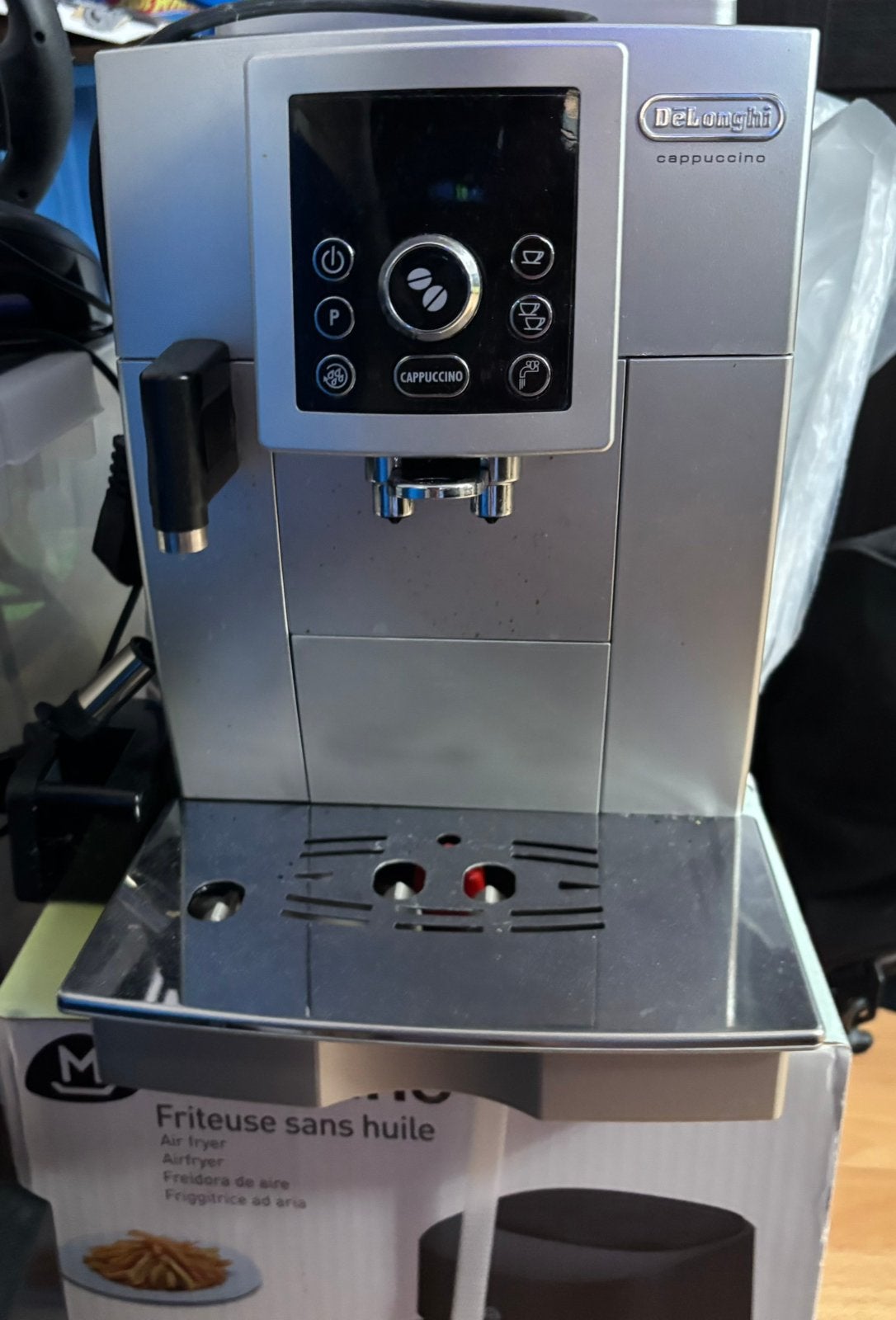 Machine à café  et cappuccino Délonghi., Enlèvement, Comme neuf