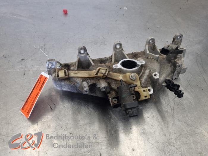 Inlaatspruitstuk van een Renault Master, Gebruikt, -, Renault, -
