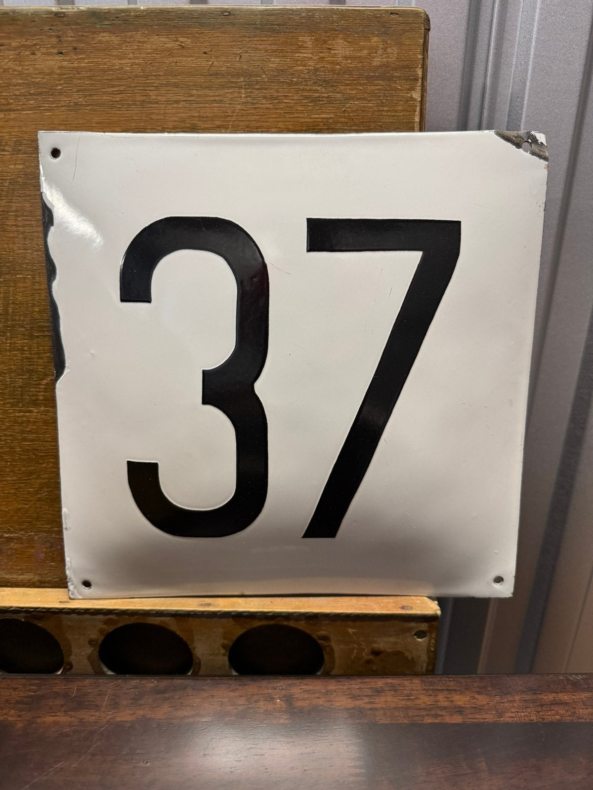 Nummer 37 - Sporting Hasselt - email 30/30 cm, Antiek en Kunst, Antiek | Email, Ophalen