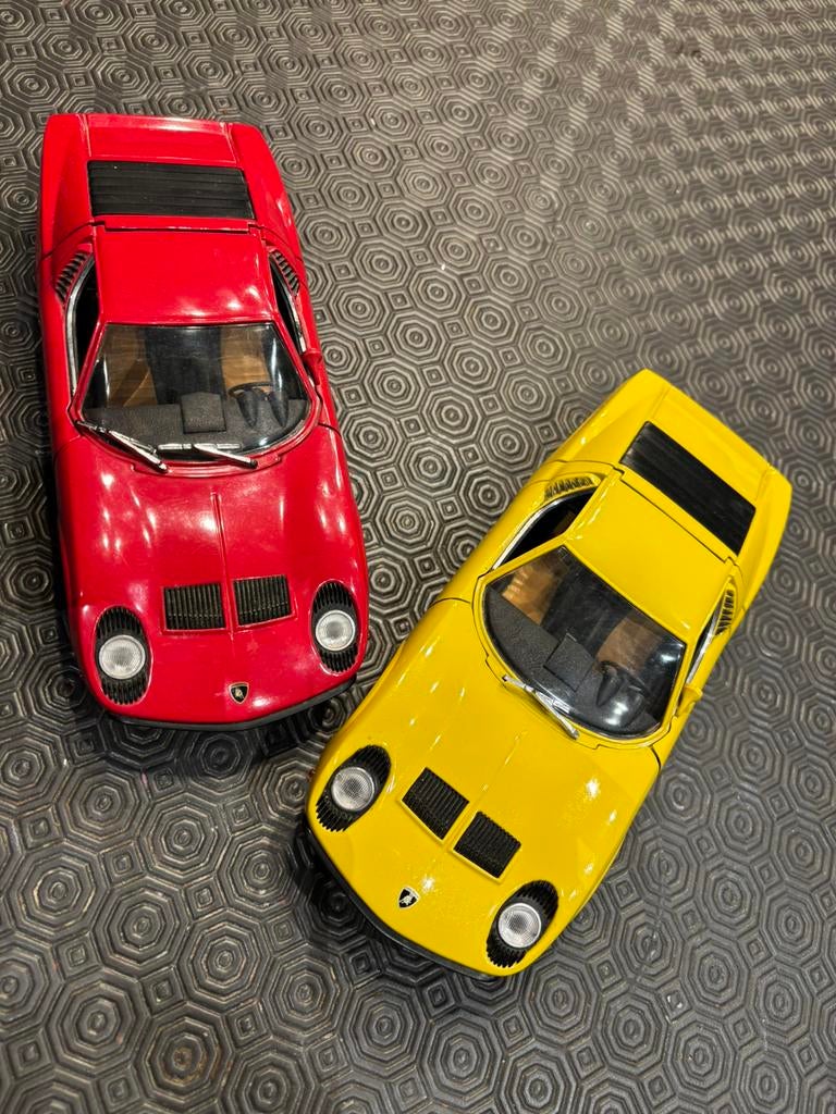 2x lamborghini Muira 1/18, Hobby en Vrije tijd, Ophalen of Verzenden, Gebruikt, Auto, Anson