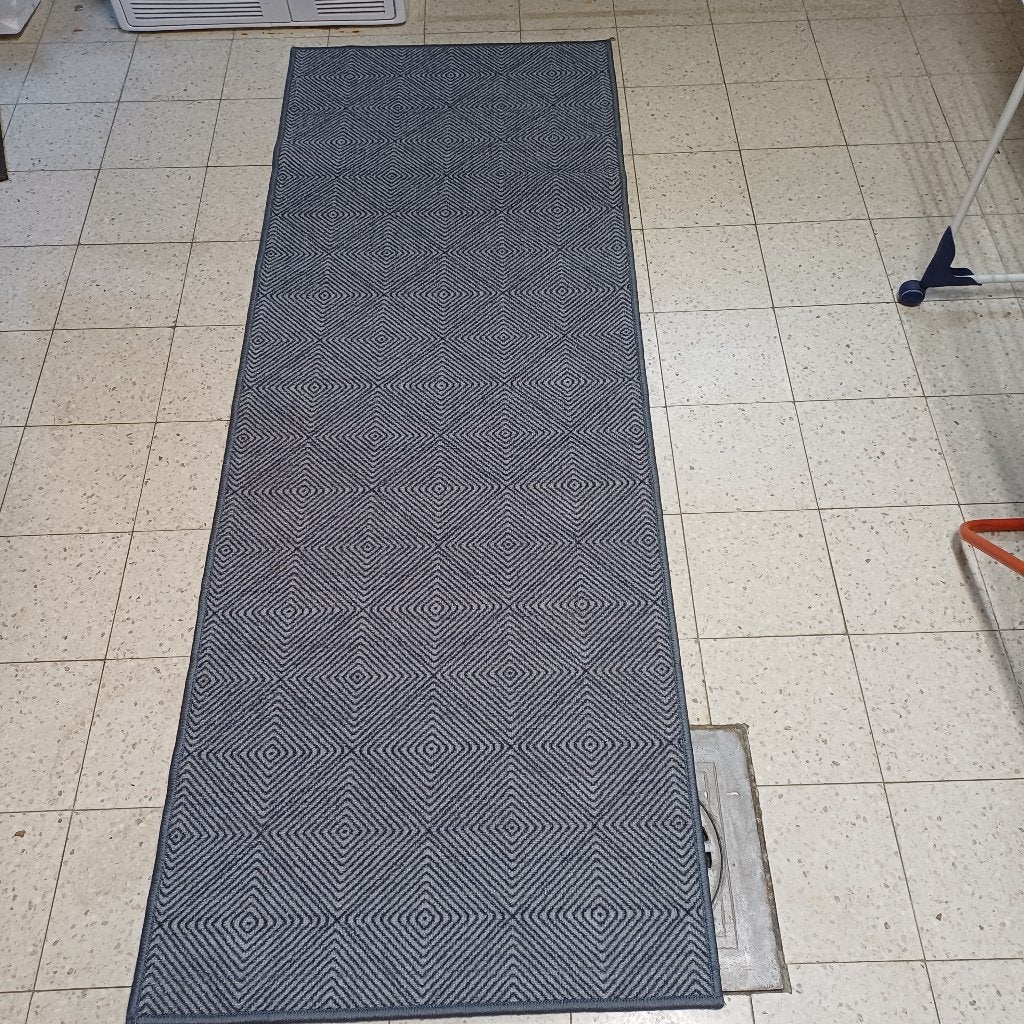 Langwerpig vloerkleed grijs, Ophalen, 50 tot 100 cm, Zo goed als nieuw, 150 tot 200 cm