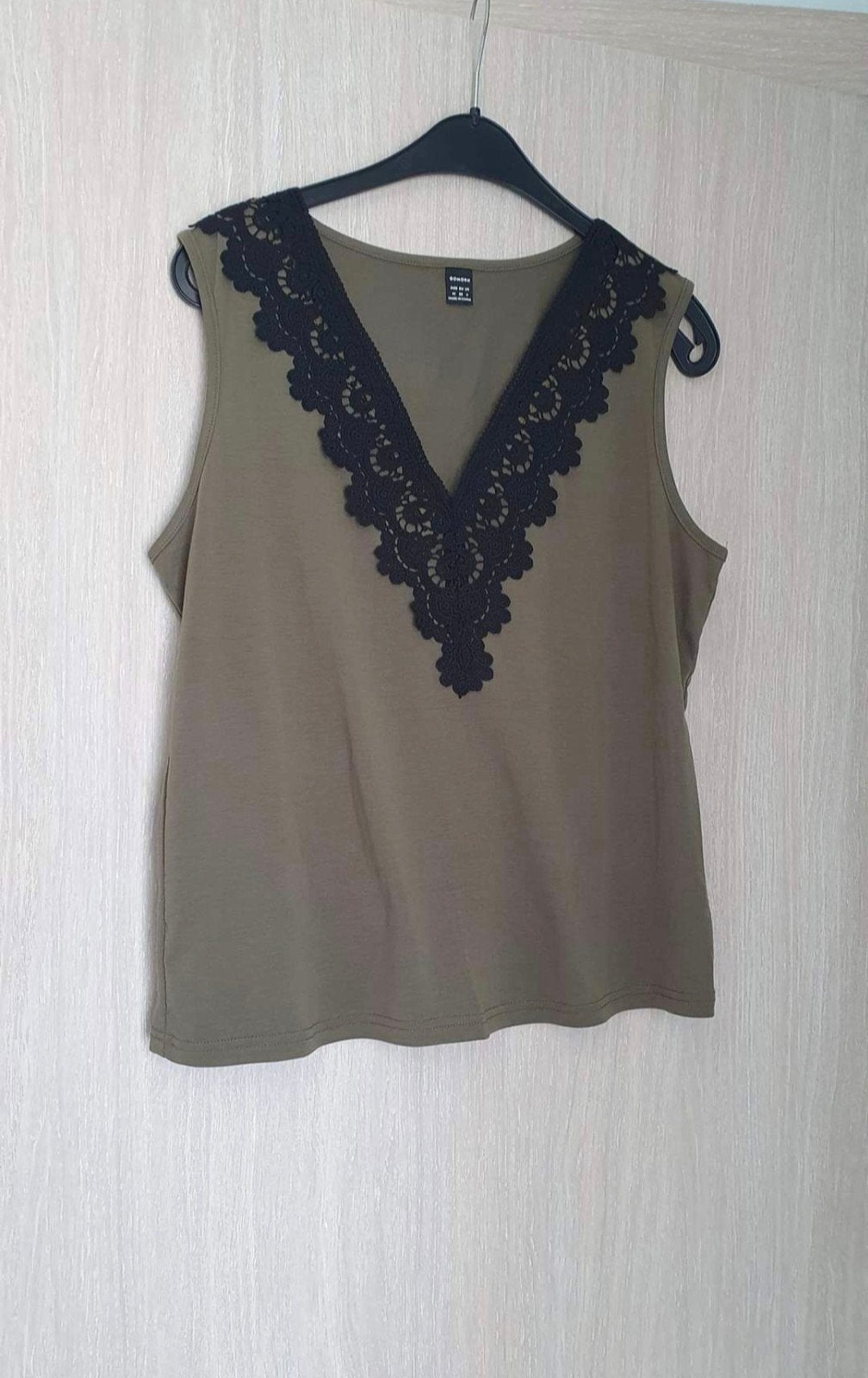 Toptje GOMORN maat 38, Kleding | Dames, Topjes, Ophalen of Verzenden, Zo goed als nieuw, Maat 38/40 (M)