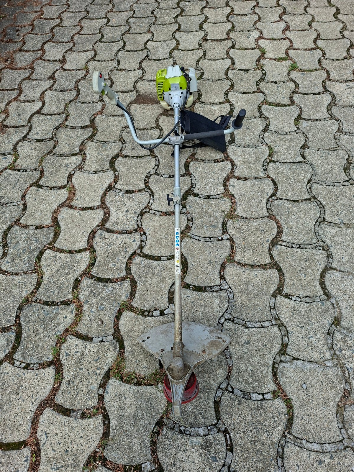 Débroussailleuse pour pièces, Jardin & Terrasse, Enlèvement, Utilisé