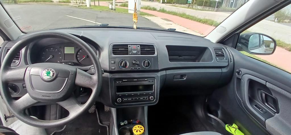 Skoda fabia, Auto's, Euro 5, Wit, Handgeschakeld, Particulier