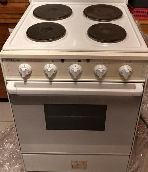 Friac elektrisch kookplaat + oven, Elektronische apparatuur, Fornuizen, Ophalen, Zo goed als nieuw, Elektrisch