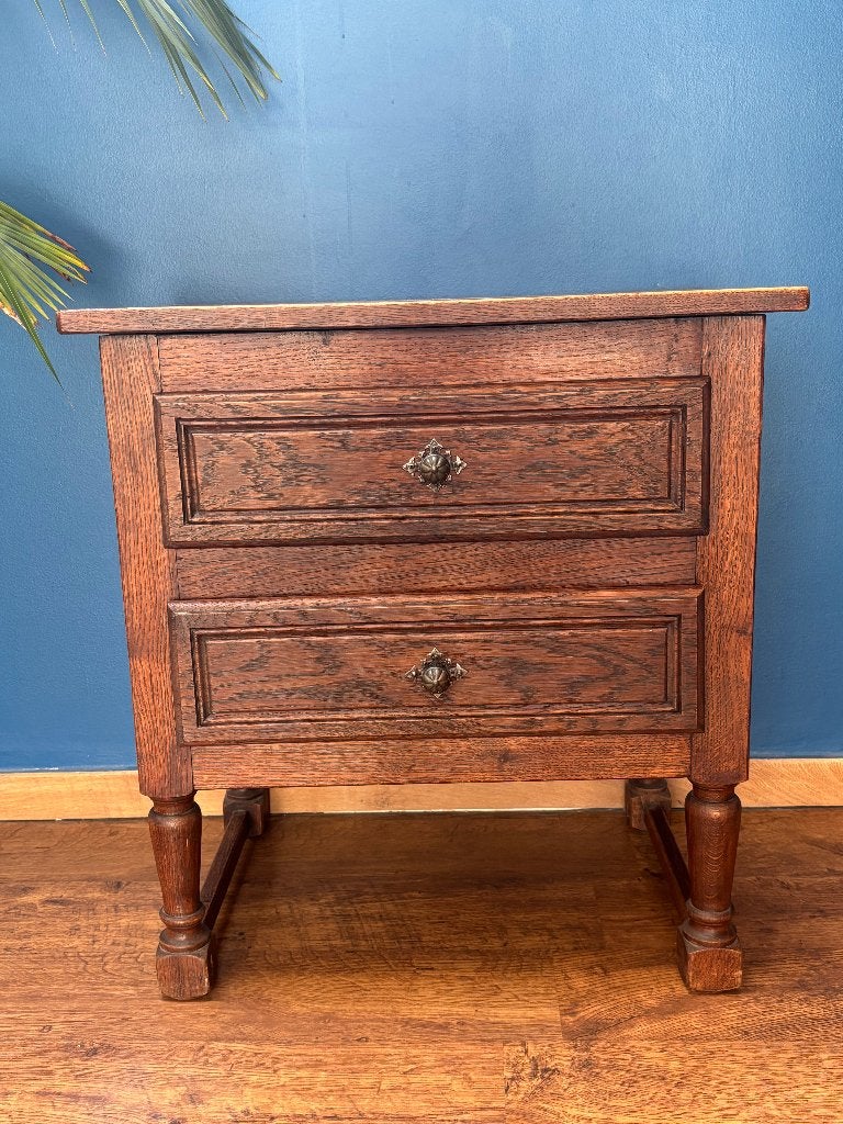 petit meuble deux tiroirs, Maison & Meubles, Armoires | Commodes, 25 à 50 cm, Moins de 100 cm, Enlèvement, Utilisé