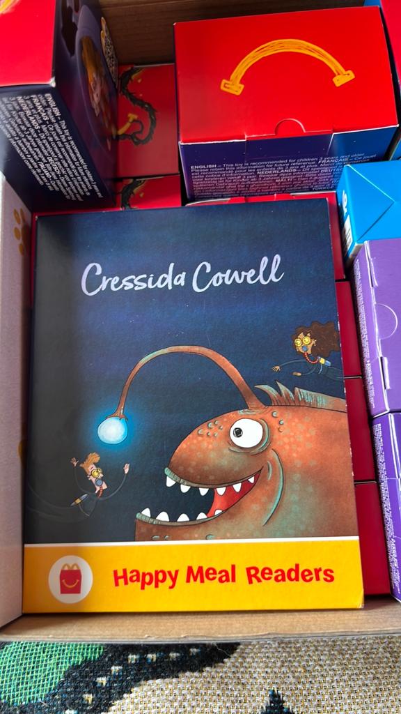McDonald‘s boek voor kinderen, Boeken, Kinderboeken | Baby's en Peuters, Ophalen, Nieuw