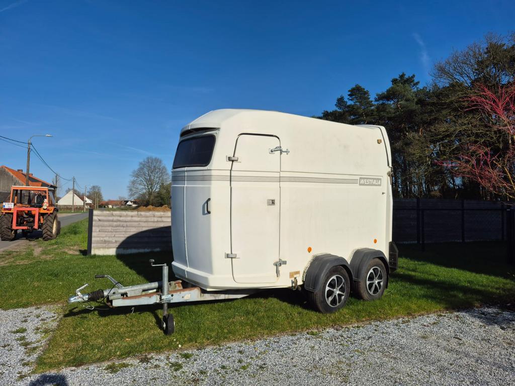 Paardentrailer Westfalia, Ophalen, Zo goed als nieuw