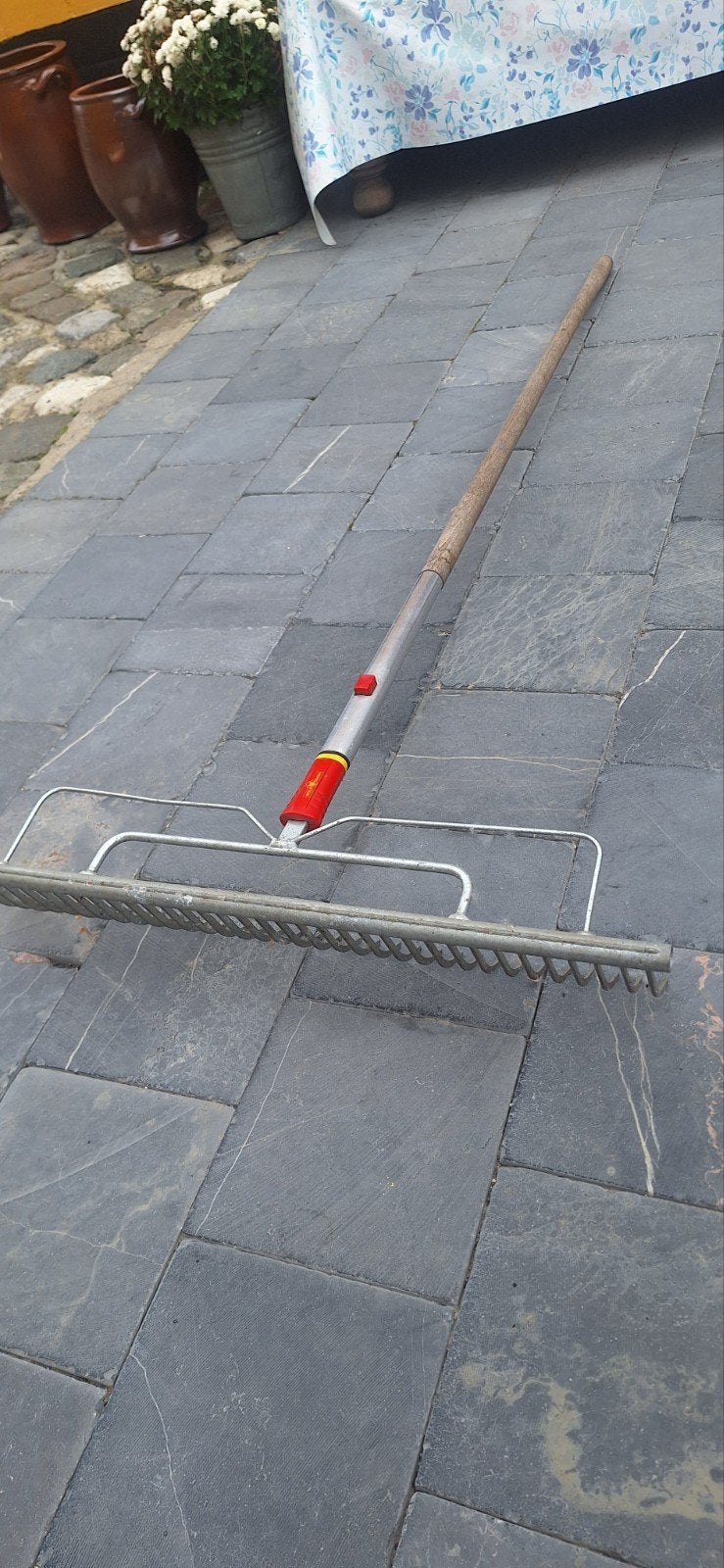 verticuteer raak, Ophalen