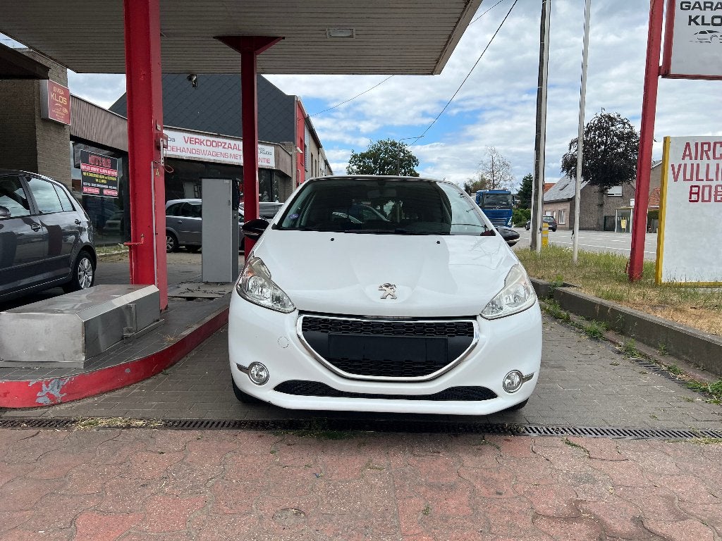 PEUGEOT 208 .1.2 BENZINE (60KW) 73.000KM EURO5B.MET KEURING., Auto's, Peugeot, Handgeschakeld, 3 deurs, Coupé, https://public.car-pass.be/vhr/52b83922-38d7-454e-9473-ead80c49a3a6