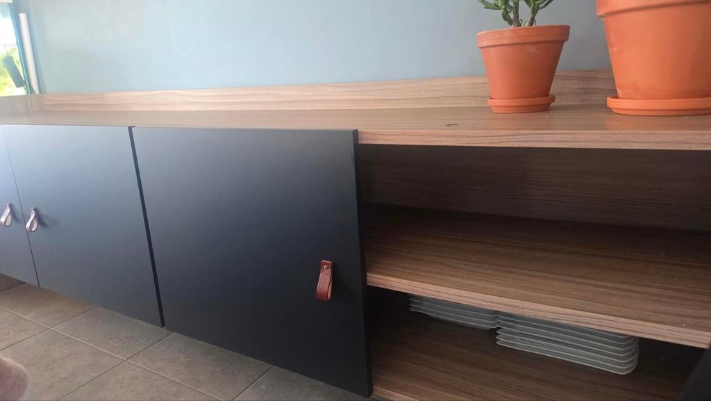 Buffet et buffet noirs et bois, Maison & Meubles, Armoires | Buffets, Utilisé, Avec porte(s), Avec tablette(s), Autres essences de bois