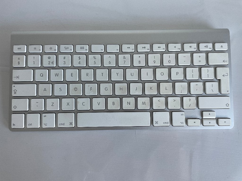 Apple Wireless Keyboard — draadloos Bluetooth toetsenbord, Computers en Software, Ophalen, Gebruikt, Draadloos, Qwerty