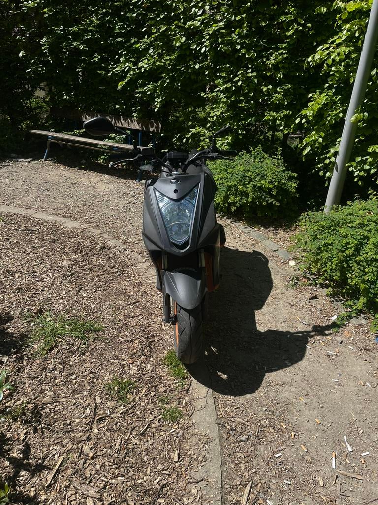 Scooter classe A kymco agility 50 naked, Fietsen en Brommers, Gebruikt, Kymco, Ophalen of Verzenden, Benzine
