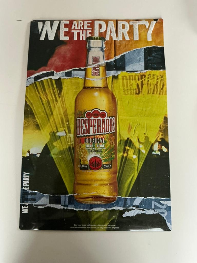 Plaque publicitaire DESPERADOS officielle en métal relief, Ophalen, Gebruikt