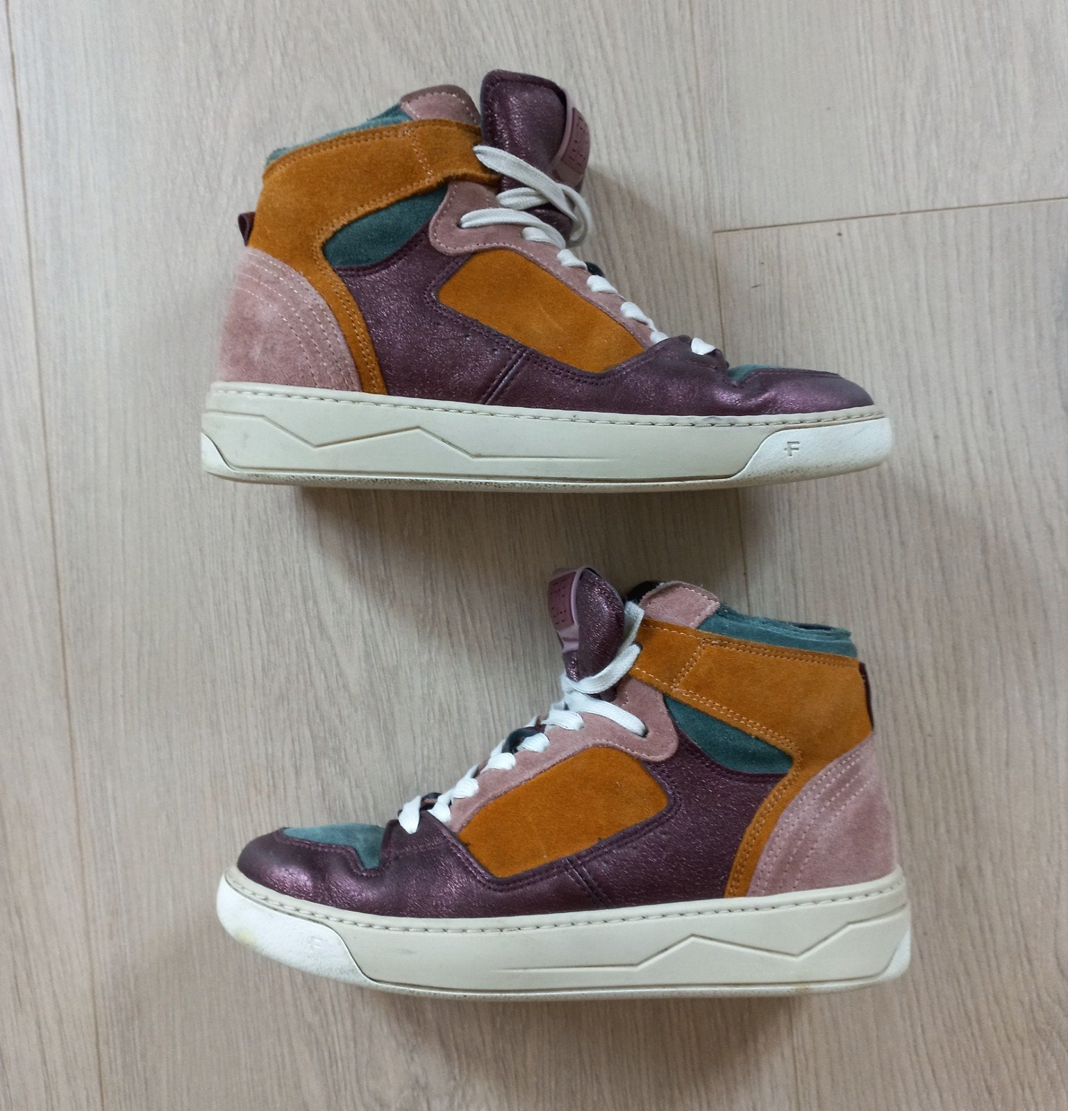 Sneaker haute exclusive pour femme Floris van Bommel taille, Vêtements | Femmes, Chaussures, Sneakers et Baskets, Autres couleurs