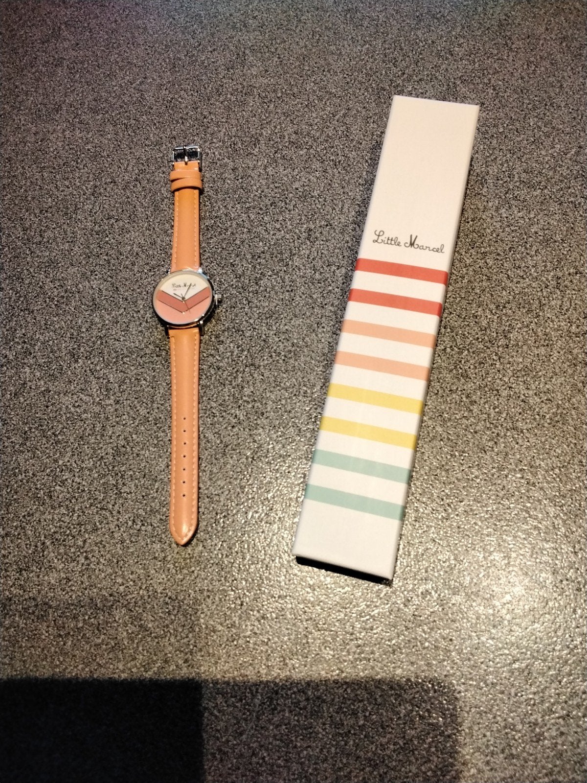Montre pour femme LITTLE MARCEL, Enlèvement ou Envoi