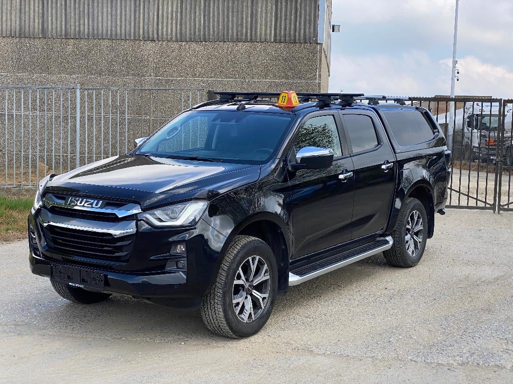 Isuzu D-Max 1.9 Turbo D 4WD LSX 30.537 eur htva, Auto's, Automaat, 4 cilinders, Zwart, Bedrijf