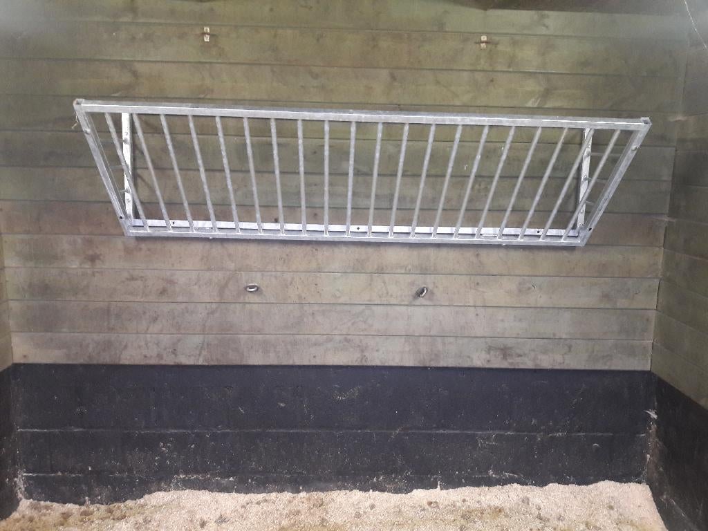 Ratelier longueur 179 cm / LIVRAISON GRATUITE, Dieren en Toebehoren, Stalling en Weidegang, Stalling