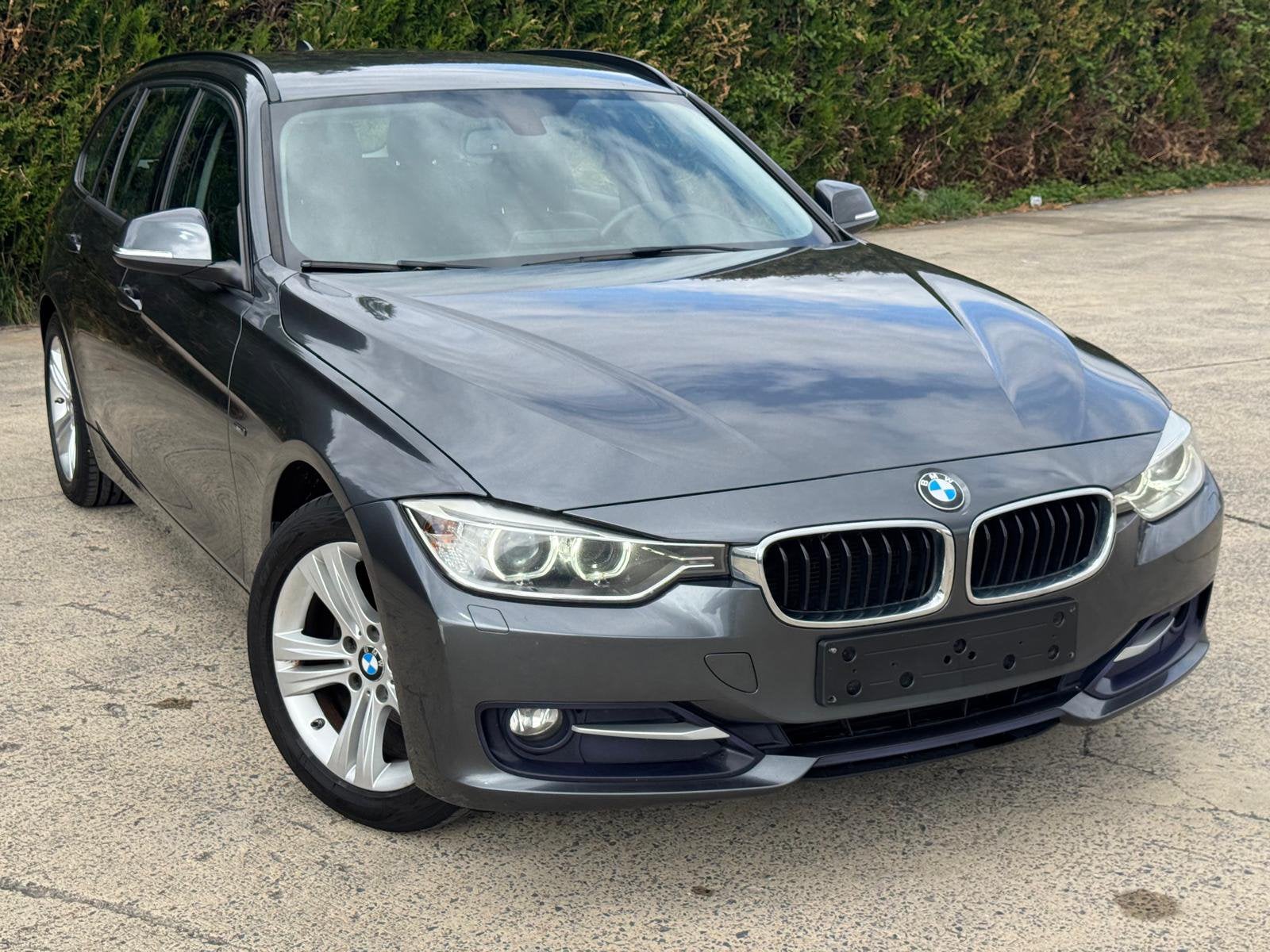 BMW 316 Automatique Euro 6B LED-XENON-CUIR-NAVI-ATTACHE REMO, Autos, BMW, Entreprise, Série 3, Essence, Euro 6, Break, 5 portes
