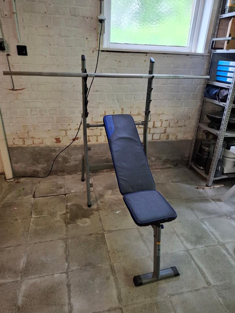 Bench press van domyos plus extra gewichten, Ophalen